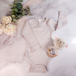 Jamie Kay Long Sleeve Bodysuit, Color "Luna", Pale Dusty Lilac, Size 0 / 6-12 Mo